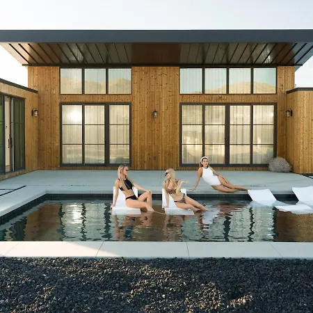 The Lunawood - Lux Home Pool And Spa Joshua Tree Exterior photo